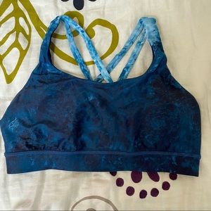 Lululemon aqua energy bra size 8